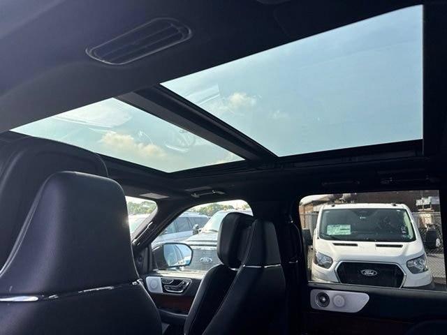 2023 Lincoln Navigator - $58,226