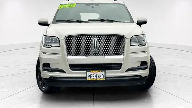 2023 Lincoln Navigator L Reserve