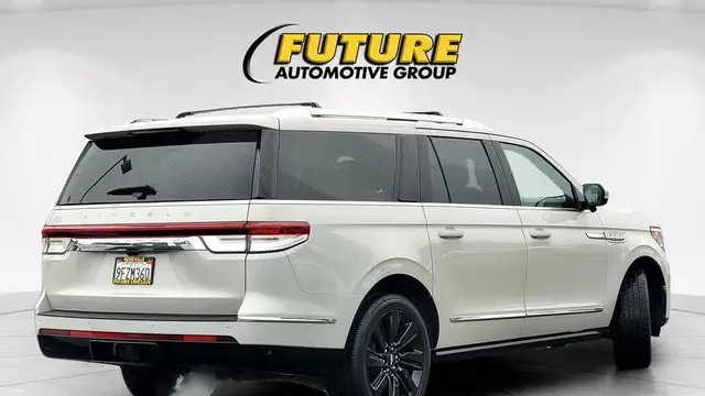 2023 Lincoln Navigator L Reserve