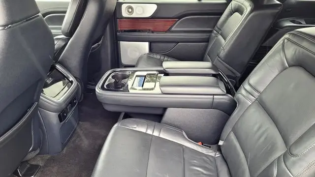 2023 Lincoln Navigator L Reserve
