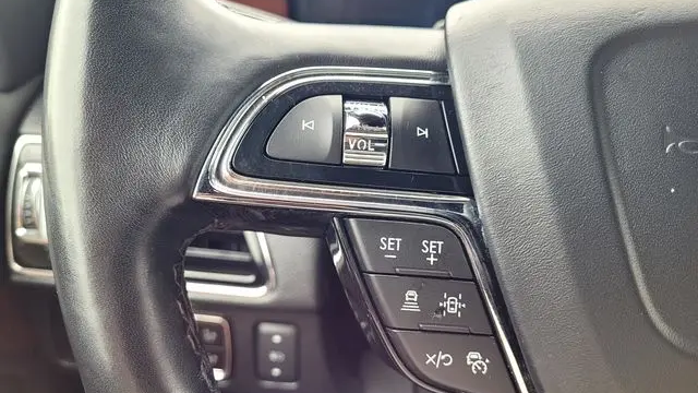 2023 Lincoln Navigator L Reserve