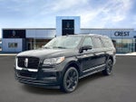 2023 Navigator L Thumbnail 5