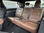 2023 Navigator L Thumbnail 9