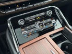 2023 Navigator L Thumbnail 21