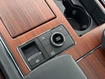 2023 Navigator L Thumbnail 22