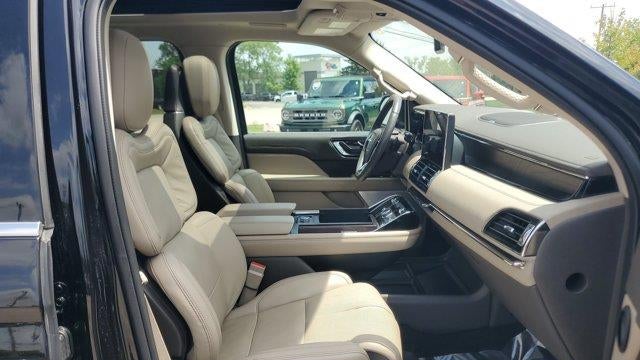 2023 Lincoln Navigator L Reserve