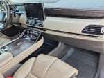 2023 Navigator L Thumbnail 24