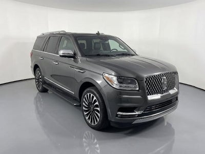 Photo of a 2023 Lincoln Navigator L 4X4 Reserve 4DR SUV for sale