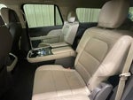 2023 Navigator L Thumbnail 11