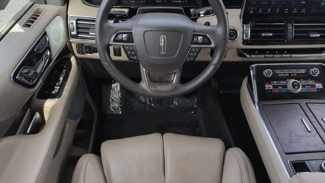 2024 Lincoln Navigator L Reserve