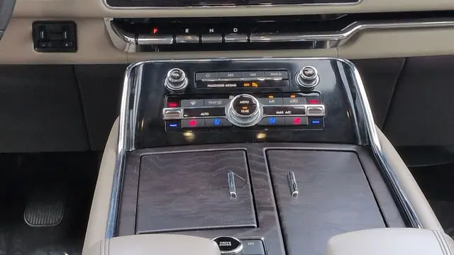 2024 Lincoln Navigator L Reserve