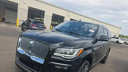 Preowned 2024 Lincoln Navigator L Reserve for Sale