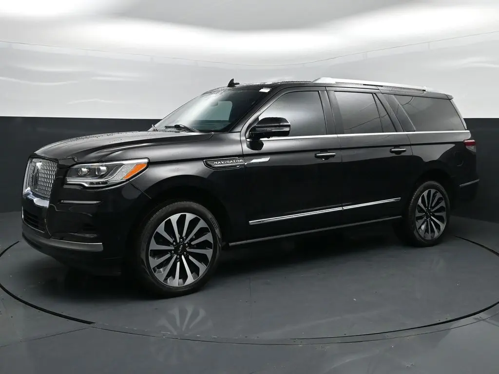 2024 Lincoln Navigator - $50,898