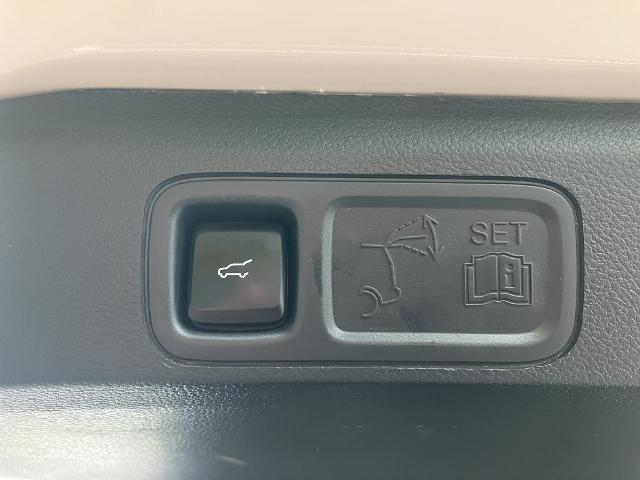 2024 Lincoln Navigator - $63,602