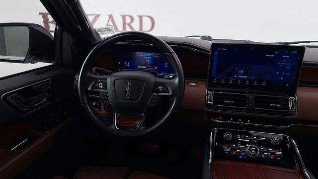 2024 Lincoln Navigator L Reserve