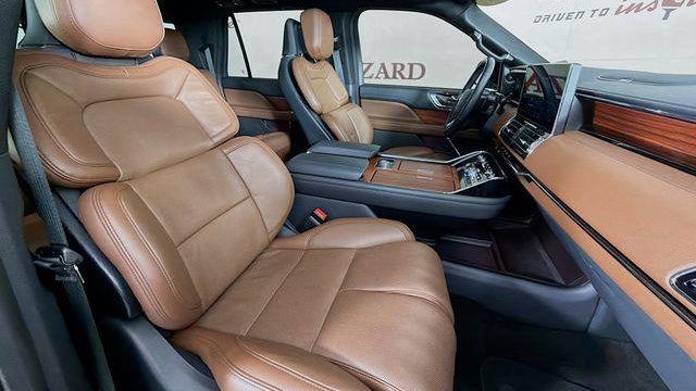 2024 Lincoln Navigator L Reserve