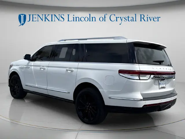 2024 Lincoln Navigator - $63,658