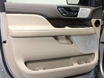 2024 Navigator L Thumbnail 10