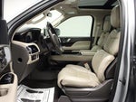 2024 Navigator L Thumbnail 11