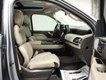 2024 Navigator L Thumbnail 16