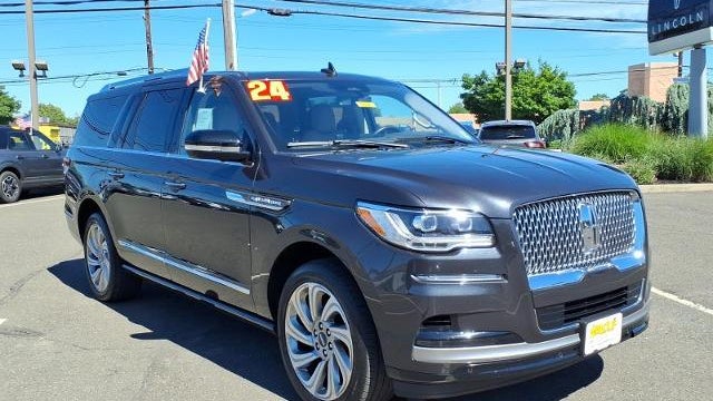 Preowned 2024 Lincoln Navigator L Reserve for Sale