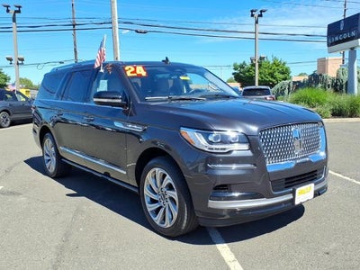 Photo of a 2024 Lincoln Navigator L 4X4 Reserve 4DR SUV for sale