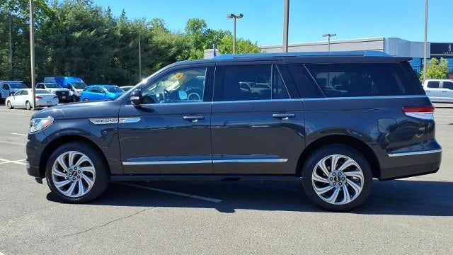 2024 Lincoln Navigator L Reserve