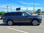 2024 Navigator L Thumbnail 8