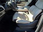 2024 Navigator L Thumbnail 19