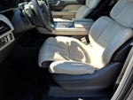 2024 Navigator L Thumbnail 21