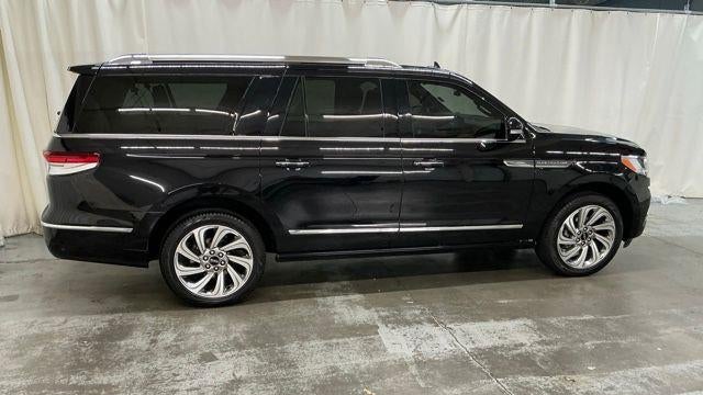 2024 Lincoln Navigator L Reserve