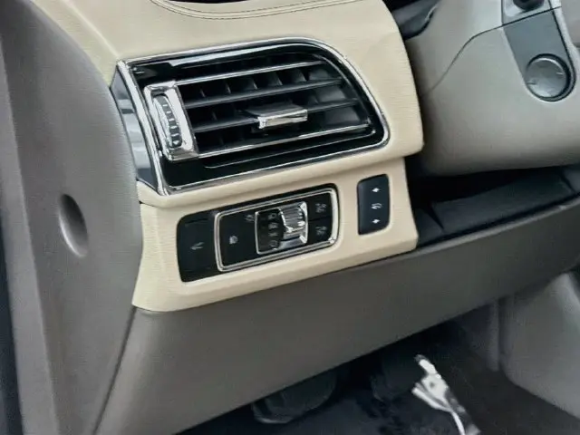 2024 Lincoln Navigator - $65,212