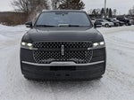 2025 Navigator L Thumbnail 8