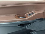 2025 Navigator L Thumbnail 26