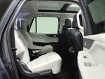 2025 Navigator L Thumbnail 15