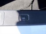 2025 Navigator L Thumbnail 11