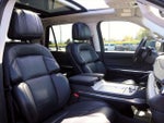 2025 Navigator L Thumbnail 26