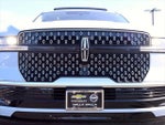 2025 Navigator L Thumbnail 33