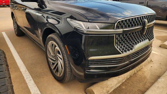 Preowned 2025 Lincoln Navigator L Reserve for Sale