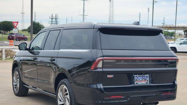 2025 Lincoln Navigator L Reserve