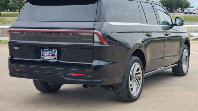 2025 Lincoln Navigator L Reserve