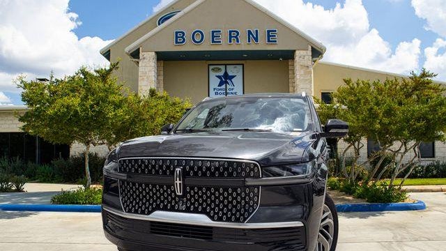 Preowned 2025 Lincoln Navigator L Reserve for Sale