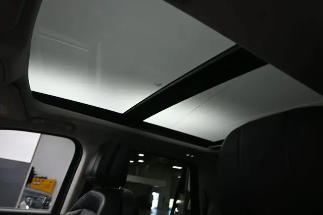 2025 Lincoln Navigator - $81,999