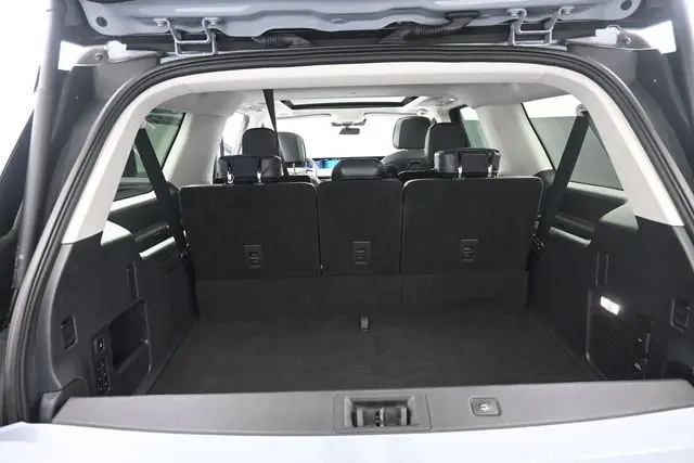 2025 Lincoln Navigator - $81,999
