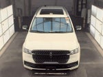 2025 Navigator L Thumbnail 2