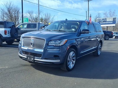 Photo of a 2023 Lincoln Navigator L 4X4 Reserve 4DR SUV for sale