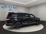 2023 Navigator L Thumbnail 9