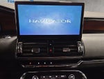 2023 Navigator L Thumbnail 18