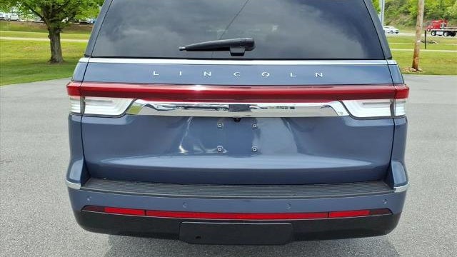 2023 Lincoln Navigator L Reserve