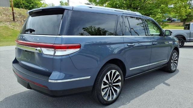 2023 Lincoln Navigator L Reserve
